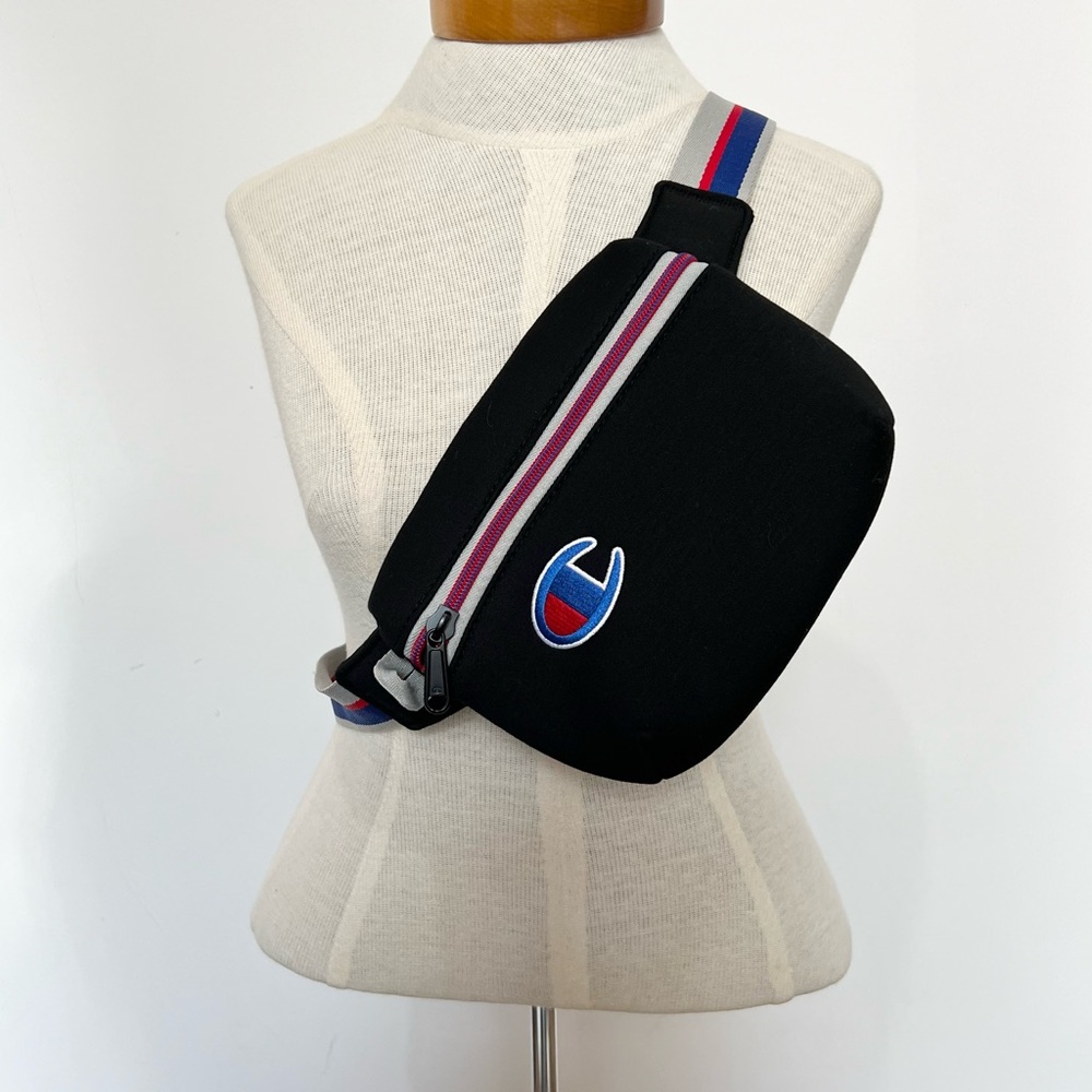Champion Attribute Waist Bag Crossbody Fanny Pack Black Front Logo Unisex Travel